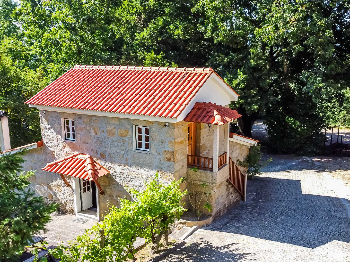 Quinta-da-Cavada-Alojamento-Tertulia